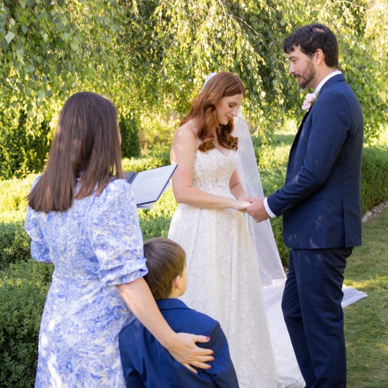 (c) Anneli Marinovich Elopement in the Cotswolds